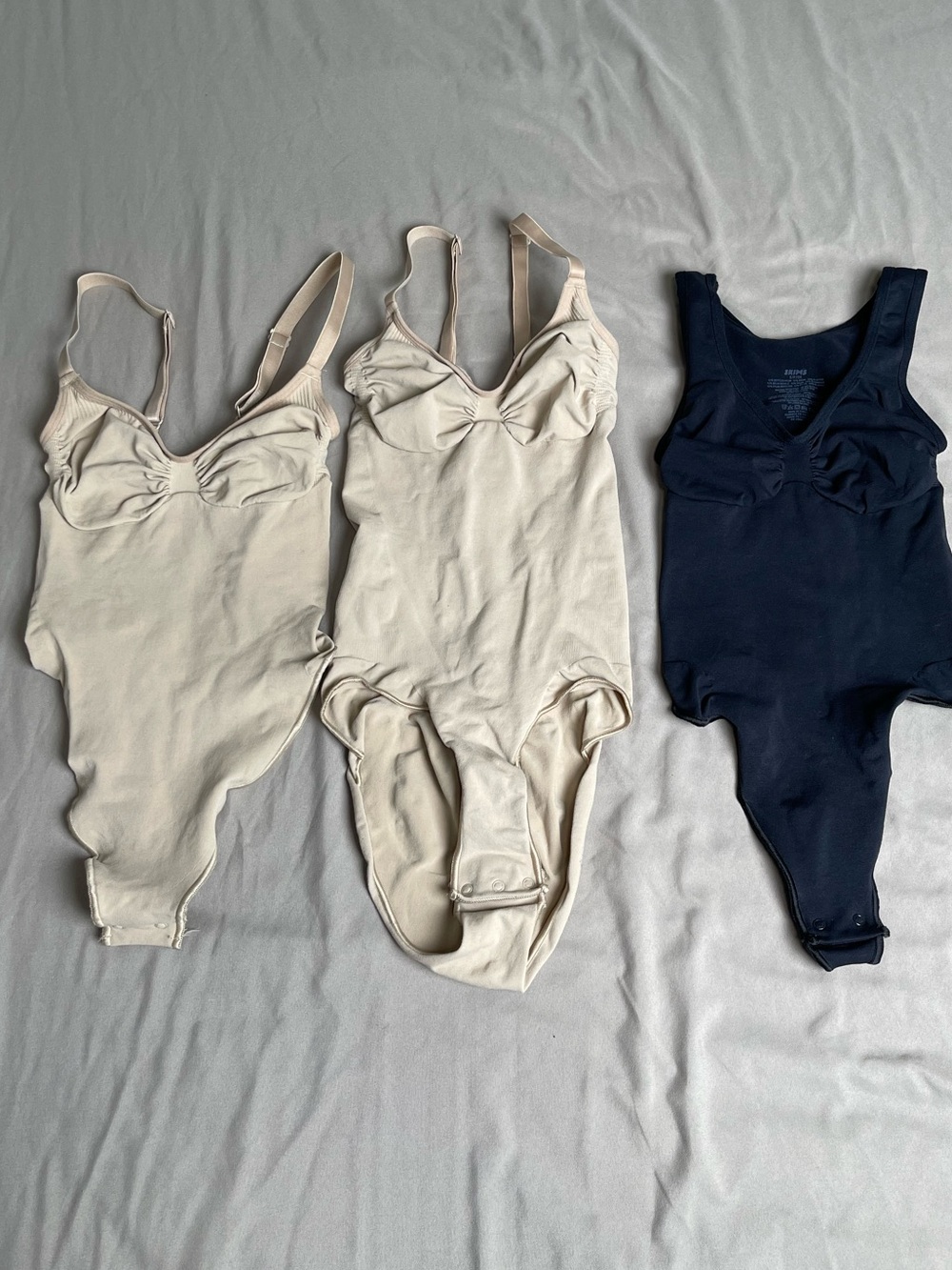 3-Piece SKIMS Seamless Sculpt Bodysuit Set Small NWOT